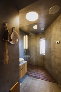 The Madonna of Klentnice suite